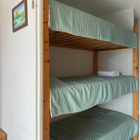 Apartment Avec Piscine Et Acces Direct A La *